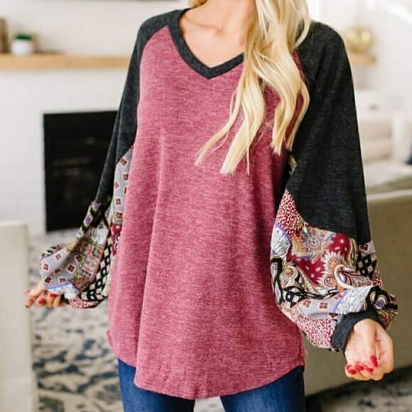 First Love Heathered Red w/ Gray Sleeves & Pattern - Picture 1 of 4